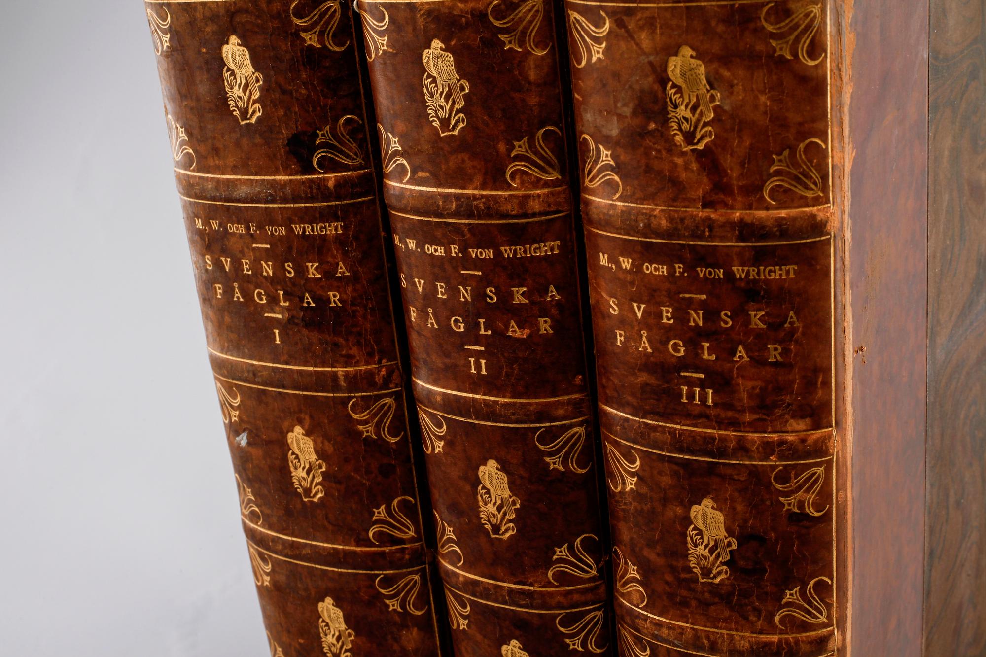 M, W & F VON WRIGHT, books, three volumes, 'Svenska fåglar', A. Börtzells tryckeri AB Stockholm, 1924-1929.