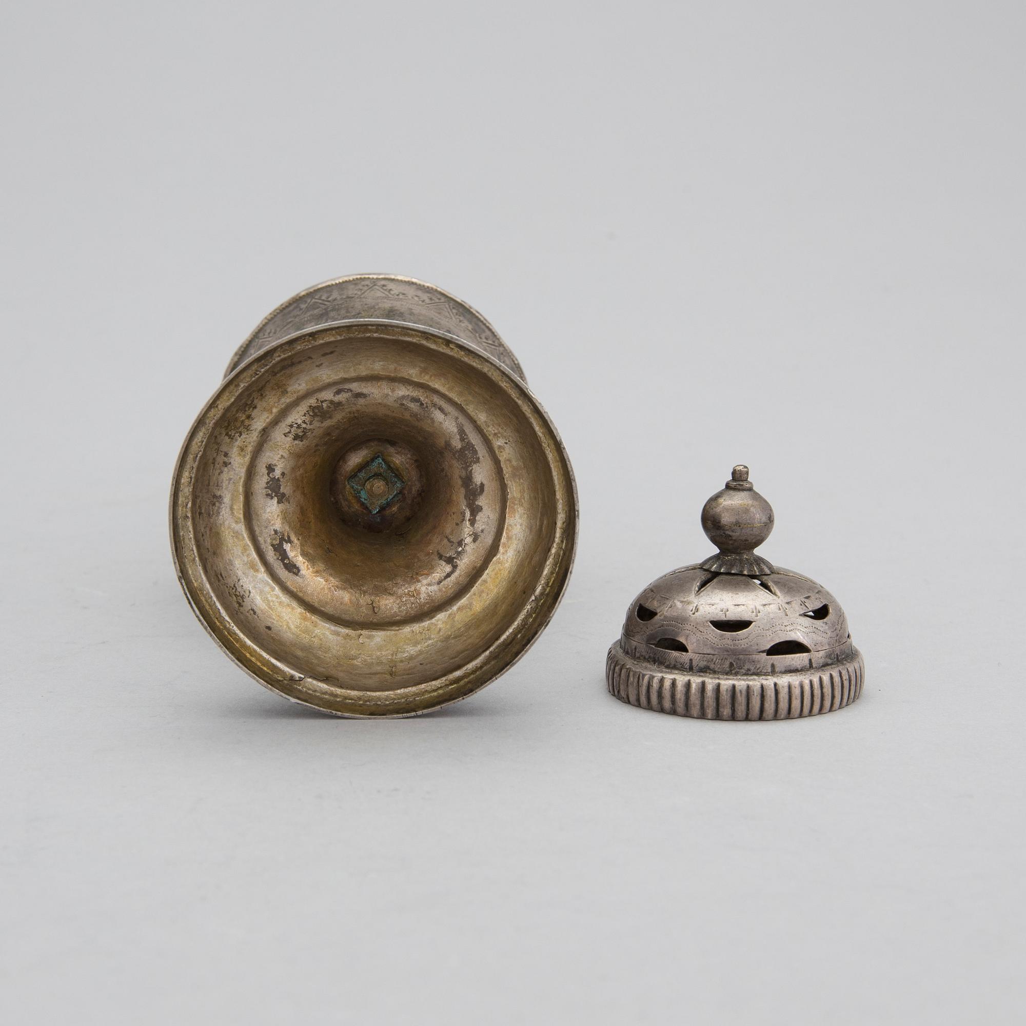 SOCKERRUSKA, silver, ostämplad, troligen 1800-tal. Vikt 209 gr.