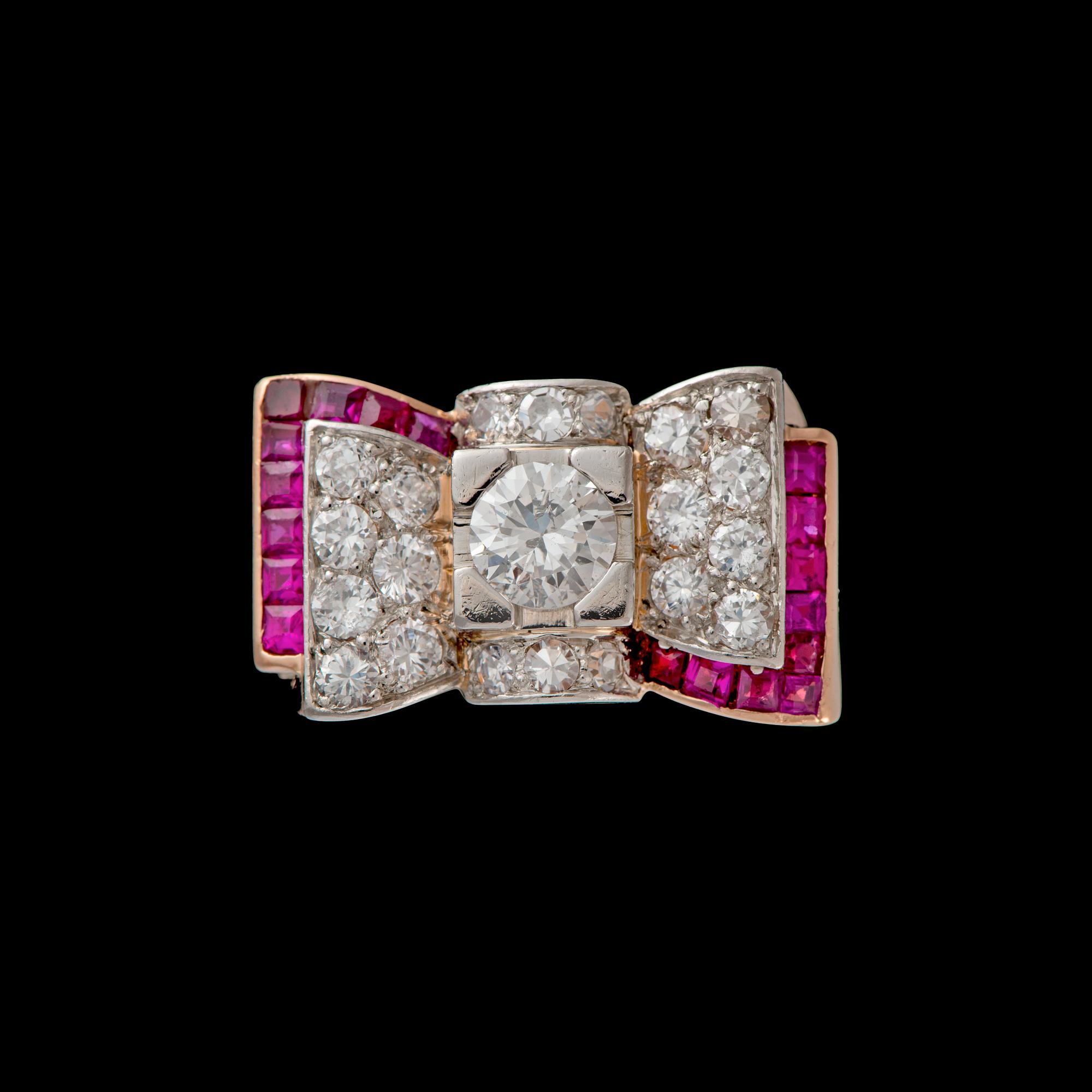 RING, 18K guld, briljant- och 8/8-slipade diamanter. Vikt ca 10,6 g.