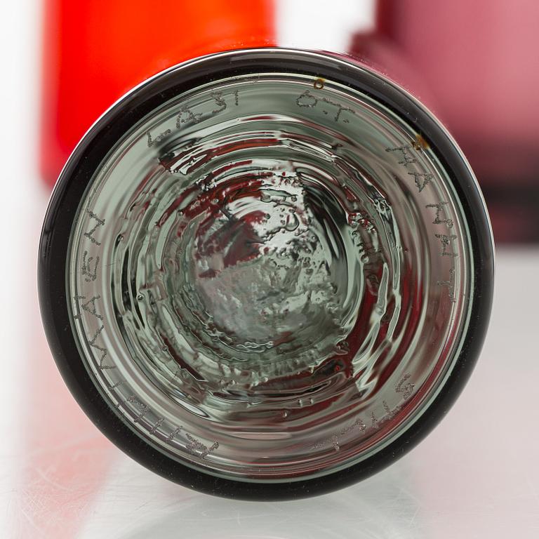 Nanny Still, a set of ten bottles signed Riihimäen Lasi O.Y Nanny Still.