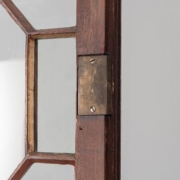An English mahogany cabinet, 19th Century.