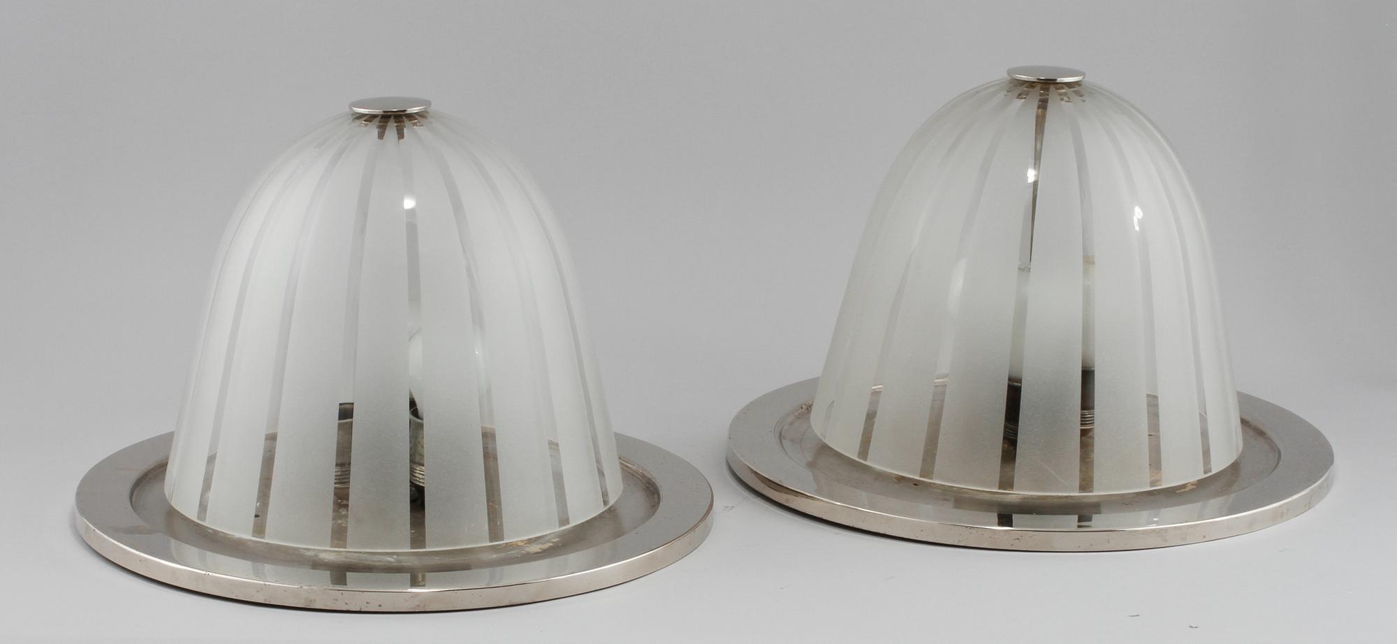 TAKLAMPOR, ett par, 1900-talets andra kvartal.