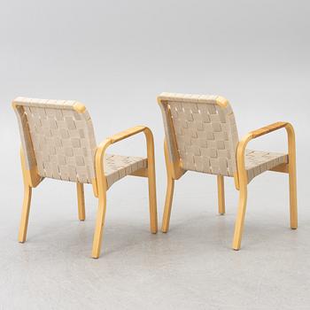 Alvar Aalto, Karmstolar, ett par, modell 45, Artek, Finland.