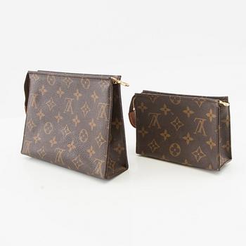 Louis Vuitton, 2 st pouch.