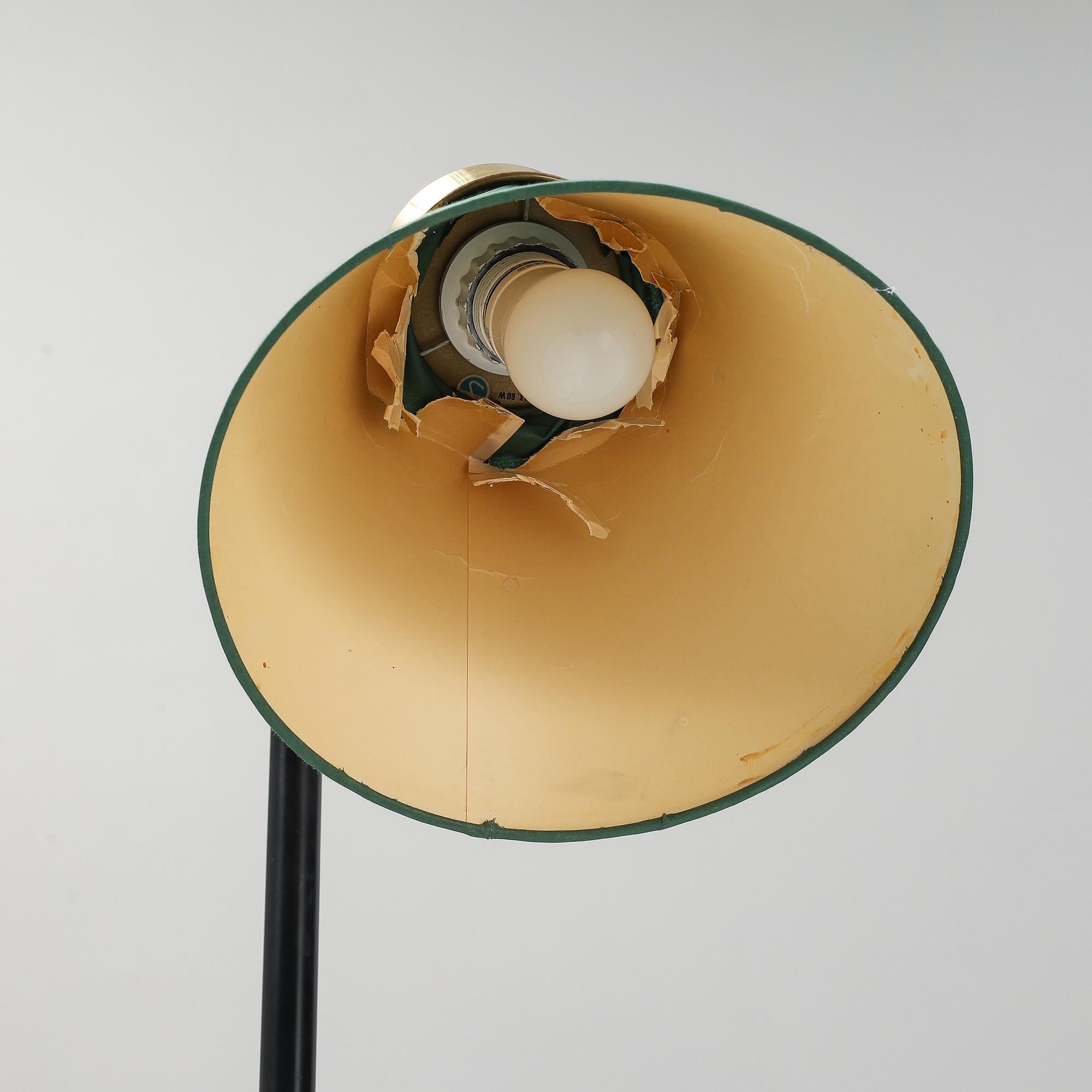 Josef Frank, golvlampa, modell 1842, Firma Svenskt Tenn, modellen formgiven 1932.