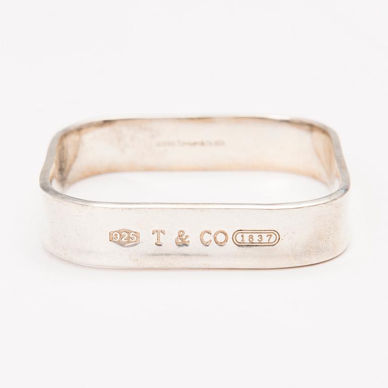 ARMRING, silver, Tiffany & Co, USA, 2001. Vikt ca 55 gram.