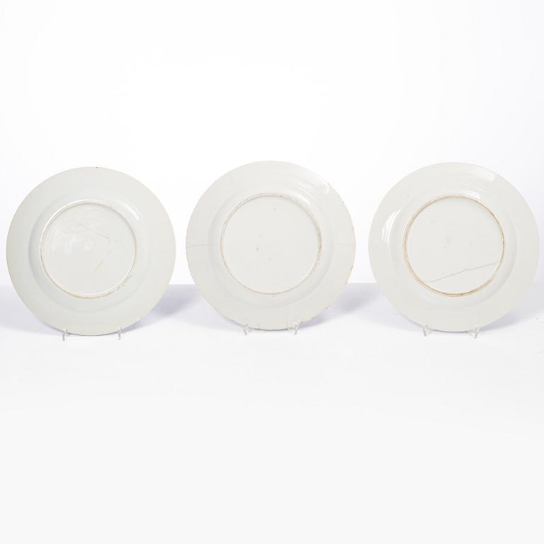 Six blue and white porcelai plates and a butter tureen, China, Jiaqing (1796-1820).