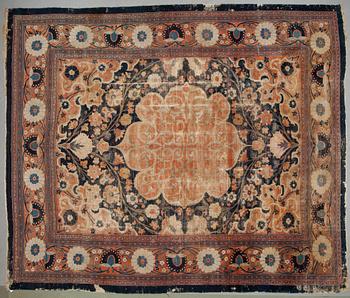 An antique Persian Doroshk carpet, signed, ca 475 x 397 cm.