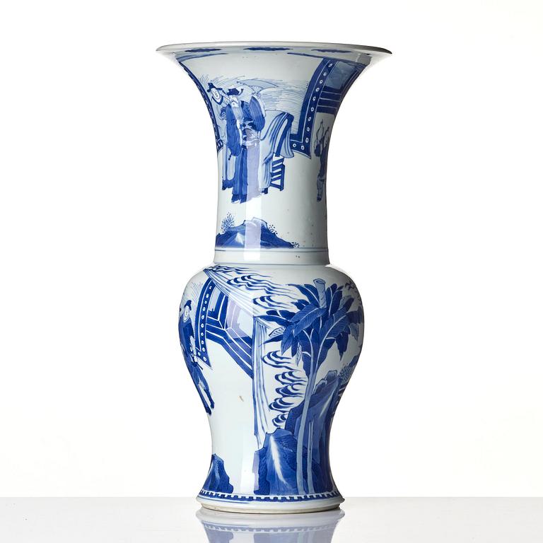 A large blue and white 'yenyen' vase, China, 20th century.