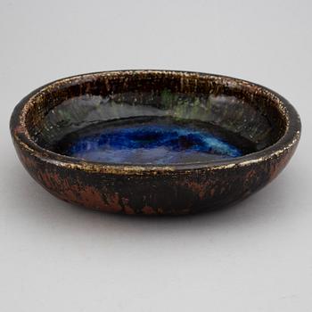 CARL-HARRY STÅLHANE, a stoneware dish, Rörstrand.