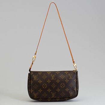 VÄSKA, "Pochette", Louis Vuitton.