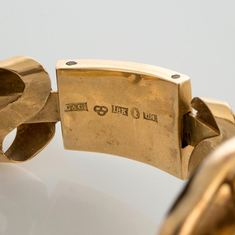 Armband 18K guld med miniatyrporträtt 1700-tal föreställande Jeanne de Nesle, enligt gravyr.