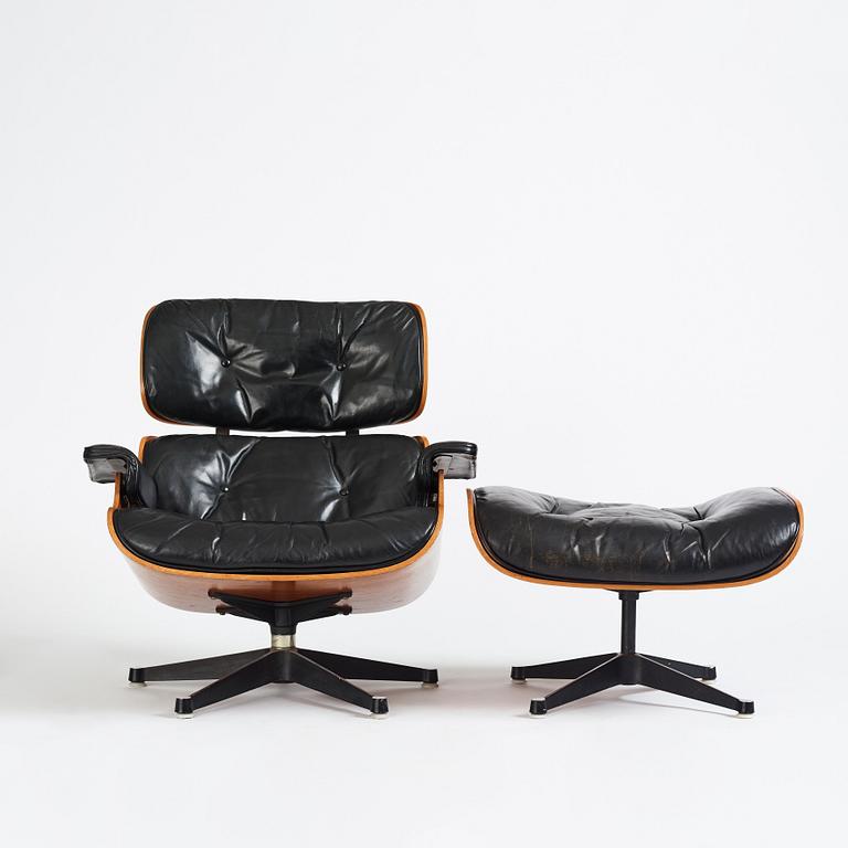 Charles & Ray Eames, "Lounge chair", fåtölj och ottoman, Vitra 1960-70-tal.