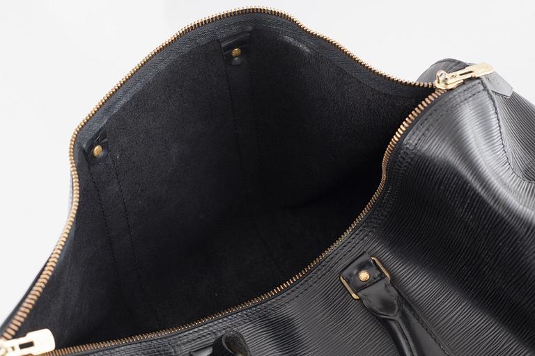 A weekend bag from Louis Vuitton, model "Keepall 50 Epi".
