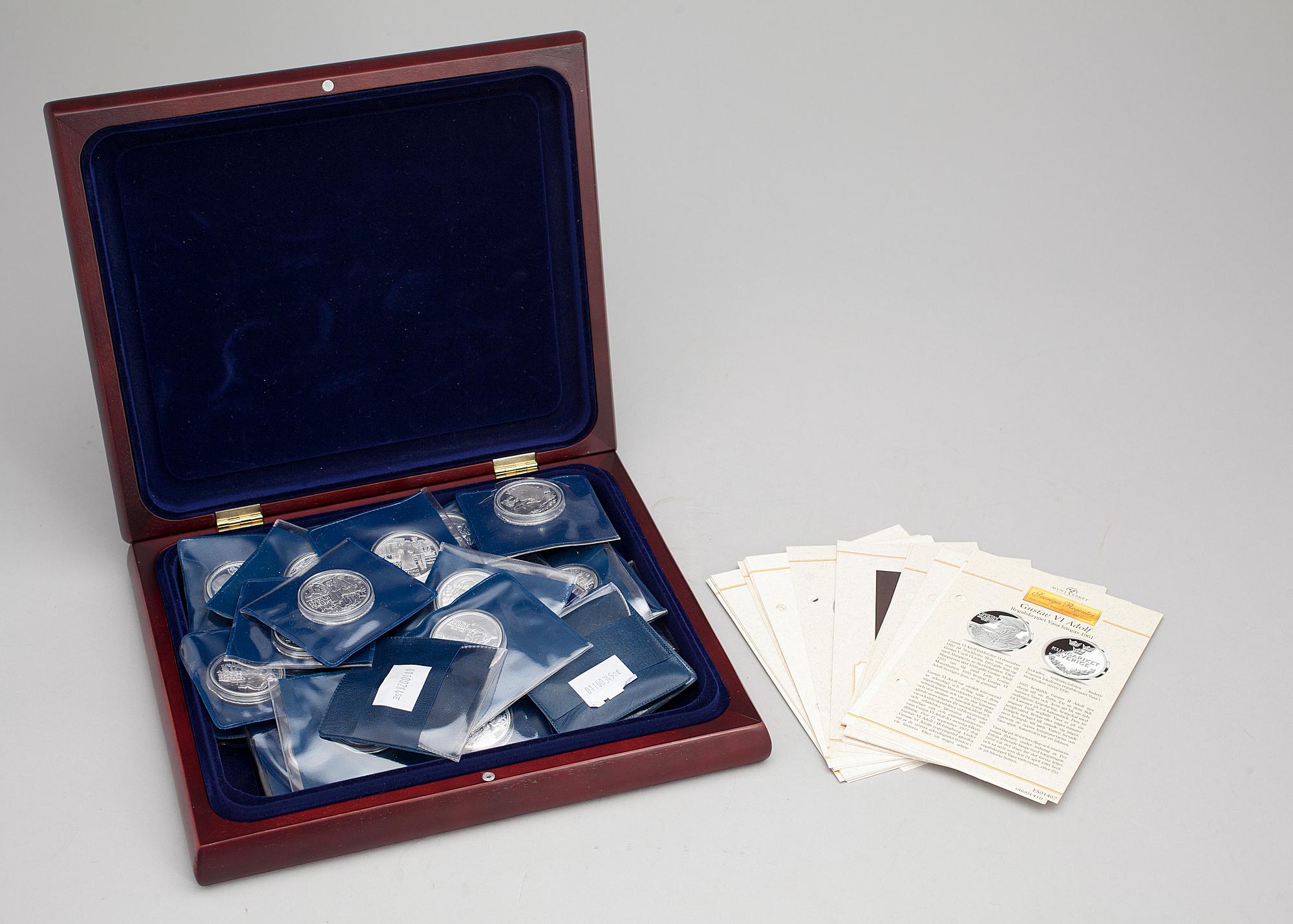 MINNESMYNT, 28 st, sterlingsilver, "Sveriges regenter". Total vikt ca 756 gram.