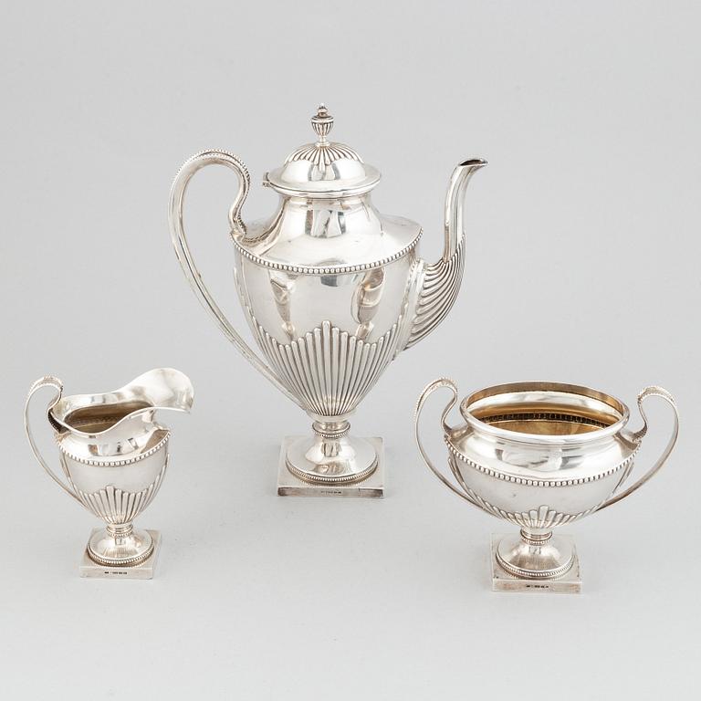 Kaffeservis, 3 delar, silver, gustaviansk stil, Suomen Kultasepät Oy, Åbo, Finland 1917.