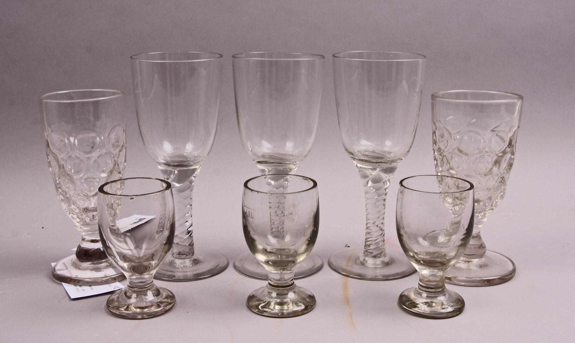 GLAS, 3+3+2 st, bl a "Holmegaard twist", 1800/1900-tal.