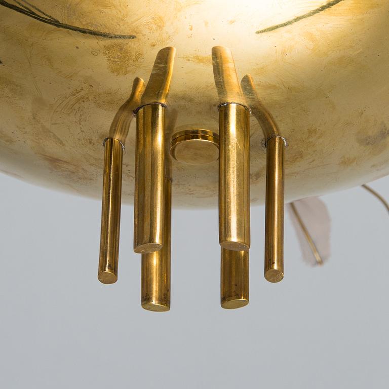 Paavo Tynell, A mid-20th-century '9029/6' chandelier for Taito, Finland.