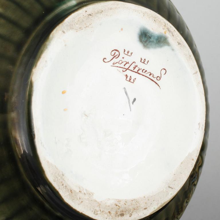 A majolica tea set of 6 pcs from Rörstrand, around the turn of the century 1900.