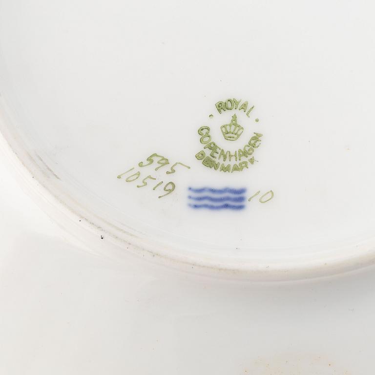 Mattallrikar, 36 st, porslin, "Guldkurv", Royal Copenhagen.