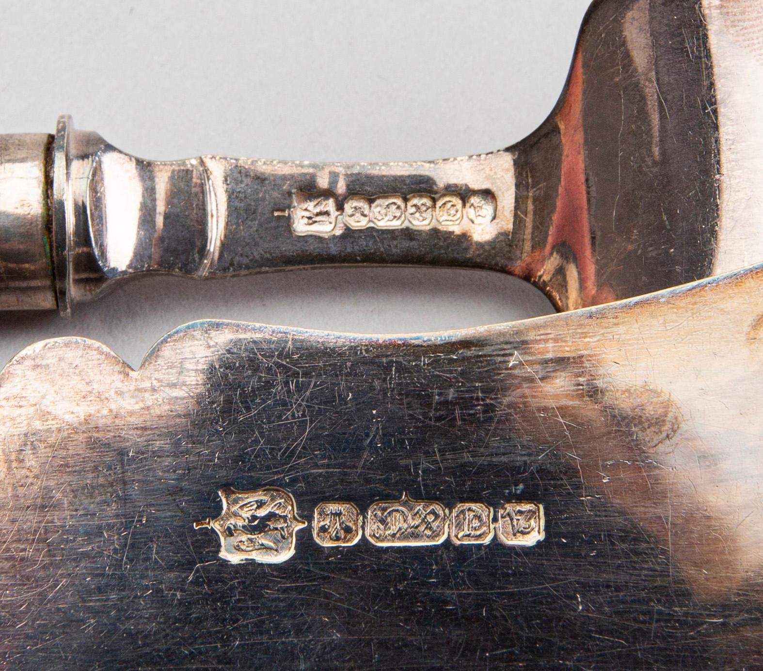 FISKBESTICK, pläter, England, 42 delar, 1900-talets början.