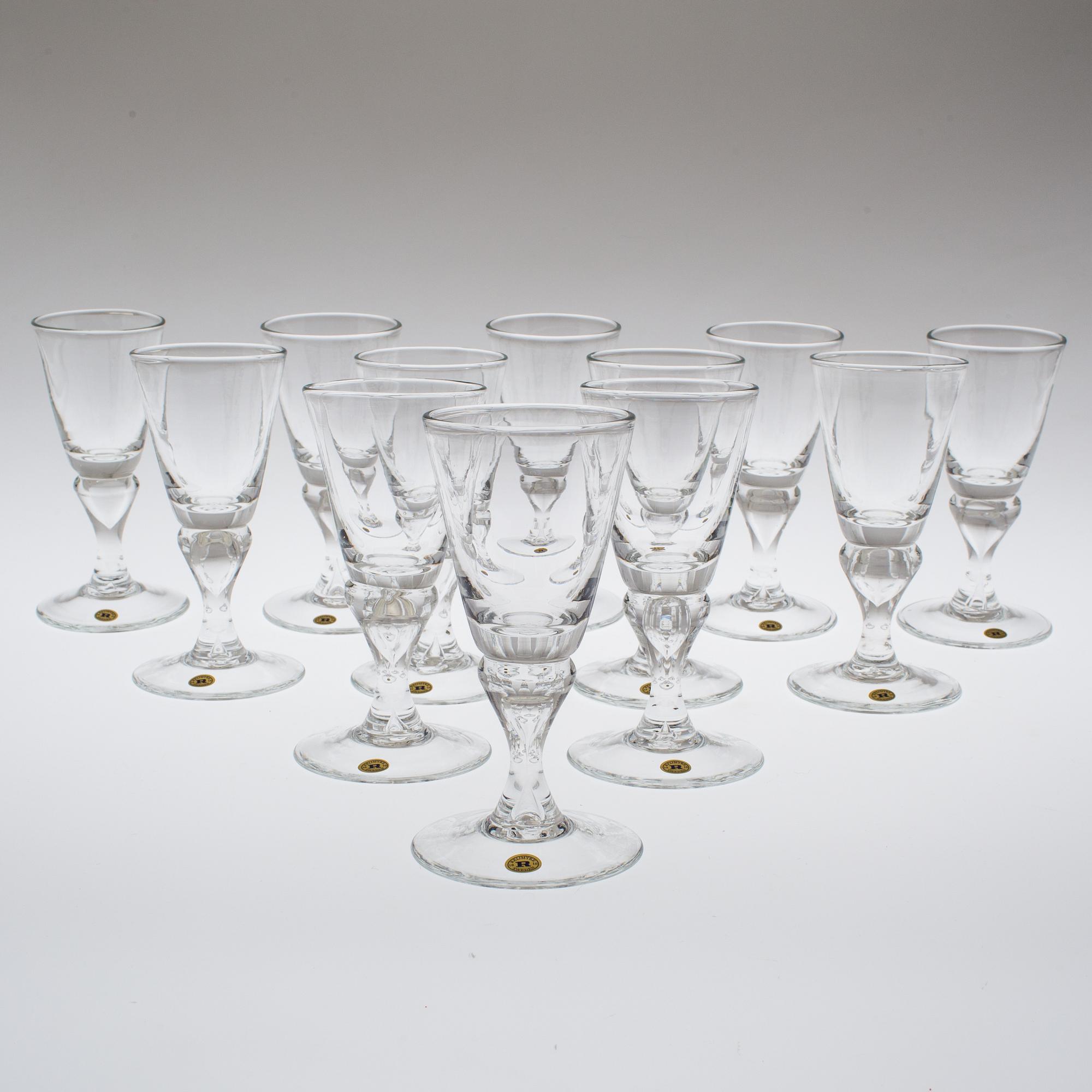 VINGLAS, 12 st, "Slottet", Tomas Harila Carlgren och Lars Sjöberg, Reijmyre Glasbruk.