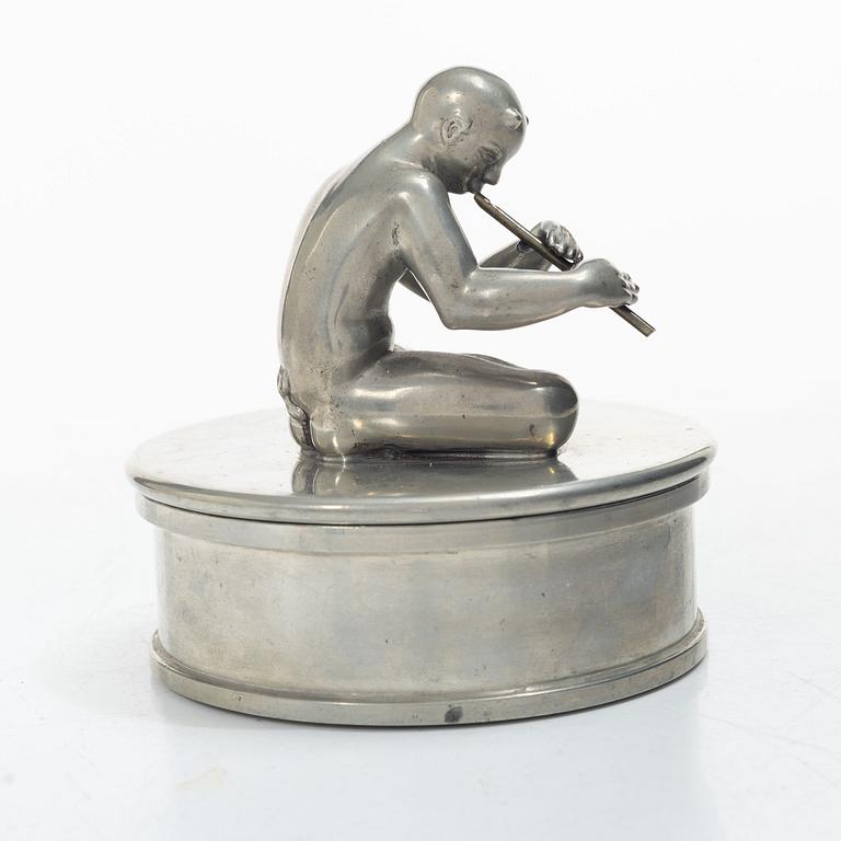 Nils Fougstedt, a pewter and brass lidded jar, Firma Svenskt Tenn, 1949, the jar with model nr A31.