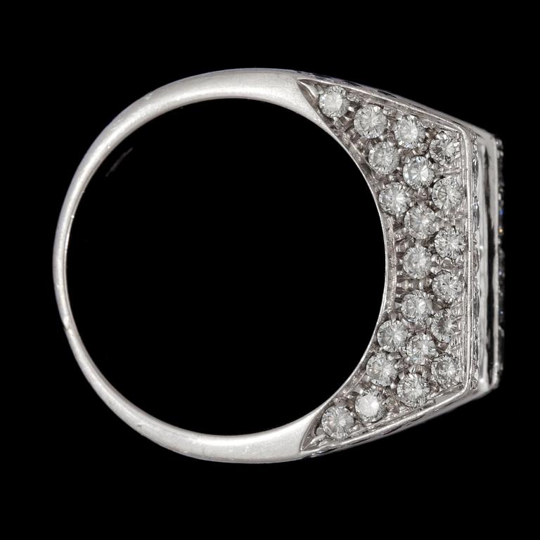 A brilliant cut diamond ring, tot. app. 2. 80 cts.