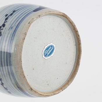 Two Chinese blue and white jars, Qing dynasty, 19th century.