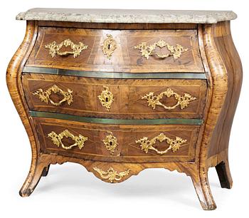 794. A Swedish Rococo commode.