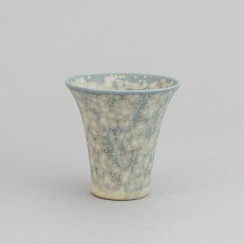 Gunnar Nylund, a set of two stoneware jugs and a vase, Rörstrand, 1950's/60's.