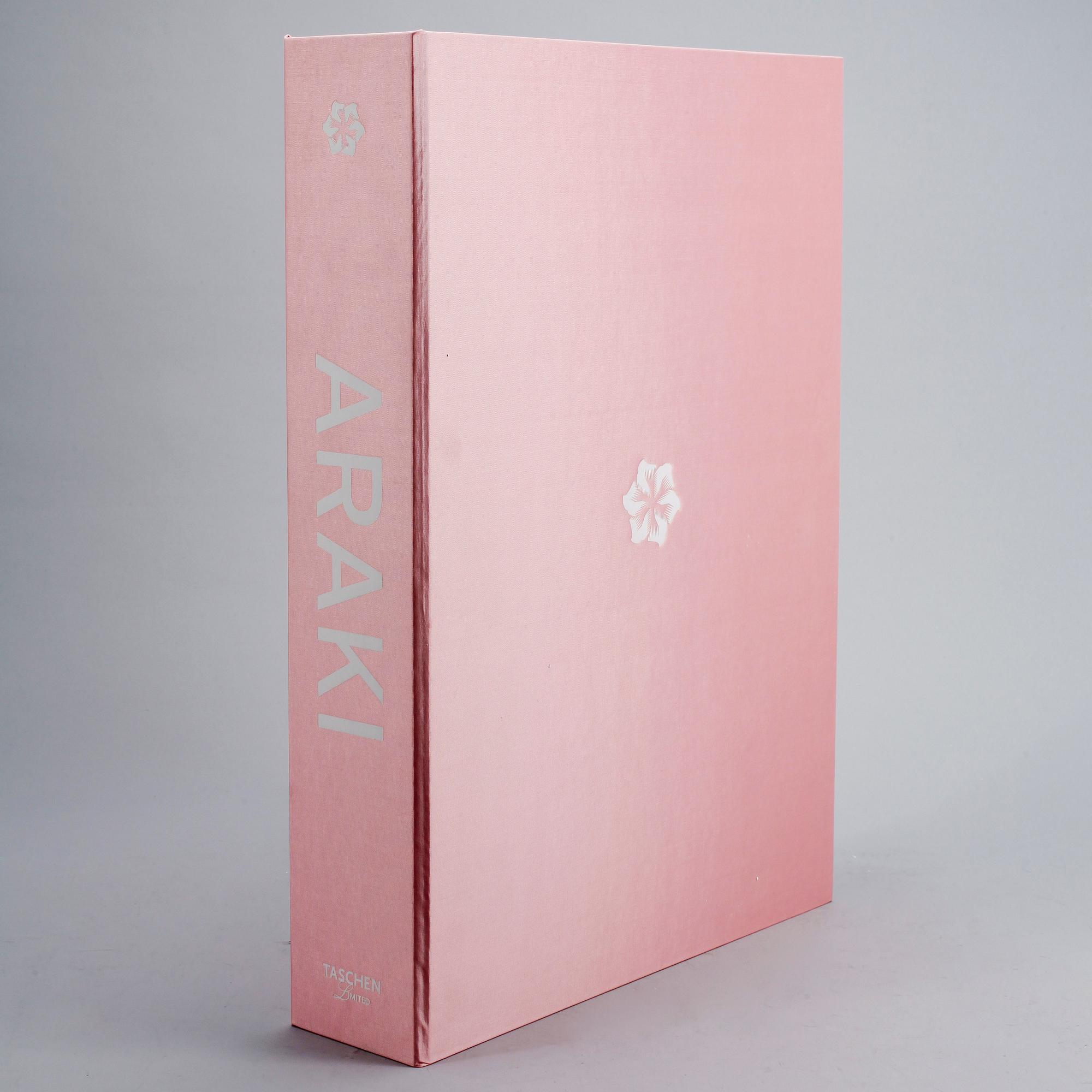 NOBUYOSHI ARAKI, fotobok, "ARAKI", begränsad upplaga om 2500, sign och numr. Taschen Books, cologne, Germany.