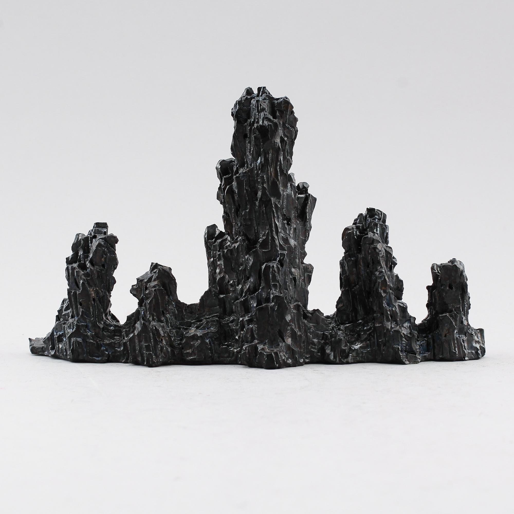 SKULPTUR, porslin, Kina, möjligen 1900-tal.