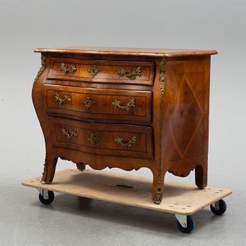 A Swedish Rococo chest of drawers, 18th Century.