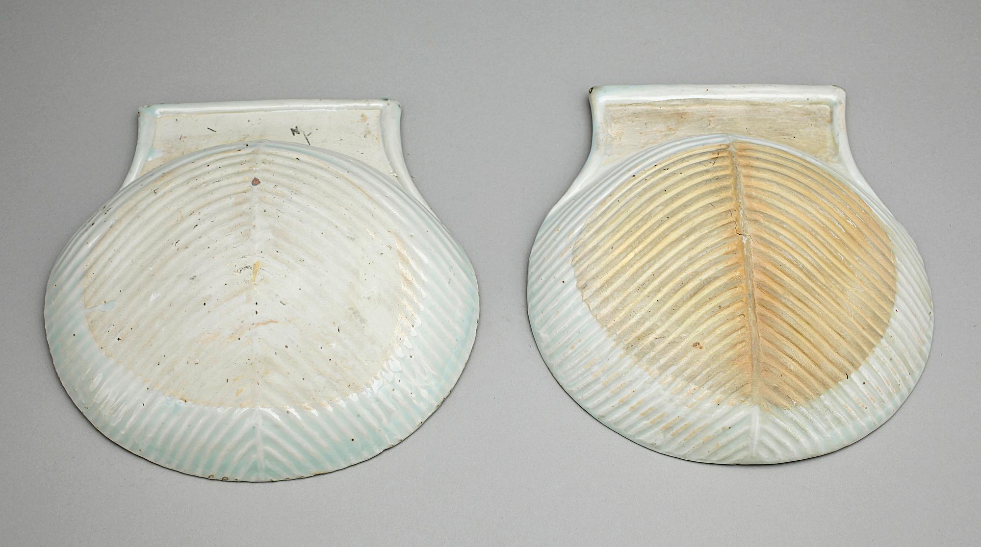 SMÖRSNÄCKOR, ett par, porslin, Kina, Kangxi (1662-1722).