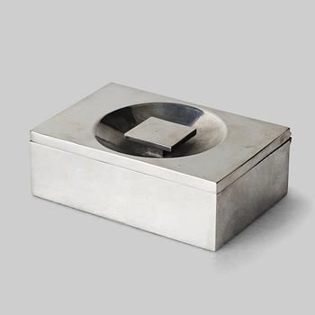 316. Firma Svenskt Tenn, a pewter box, Stockholm 1932, model A 1690.