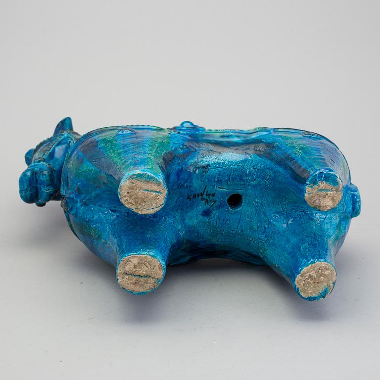 A stoneware sculpture by Aldo Londi and Raymor Bitossi.