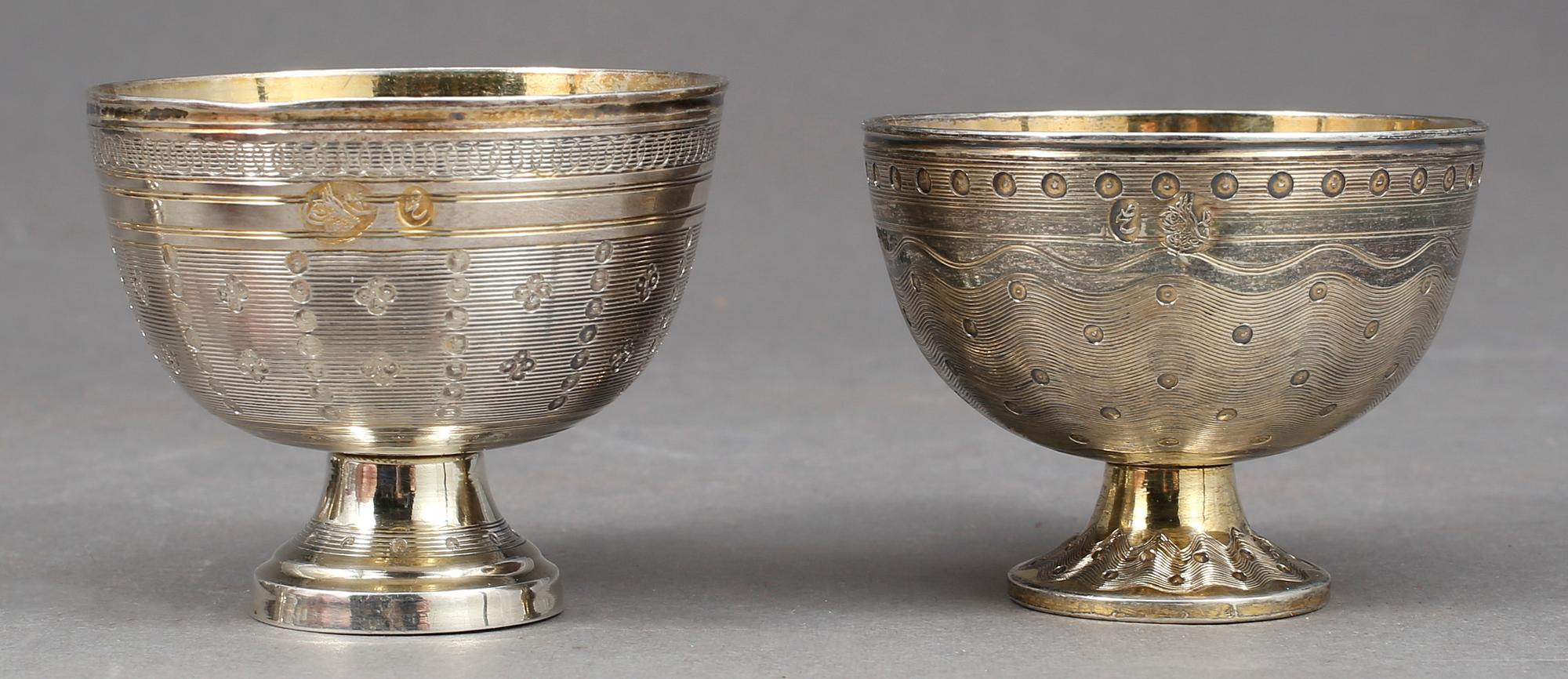 TEKOPPAR MED SILVERHÅLLARE, 10+5, silver, Turkiet, 24 st, porslin mest Ryssland. Sannolikt sent 1800-tal. Vikt ca 572 g.