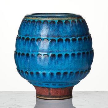 Wilhelm Kåge, Two Farsta stoneware vases, Gustavsberg Studio, 1948 and 1950.