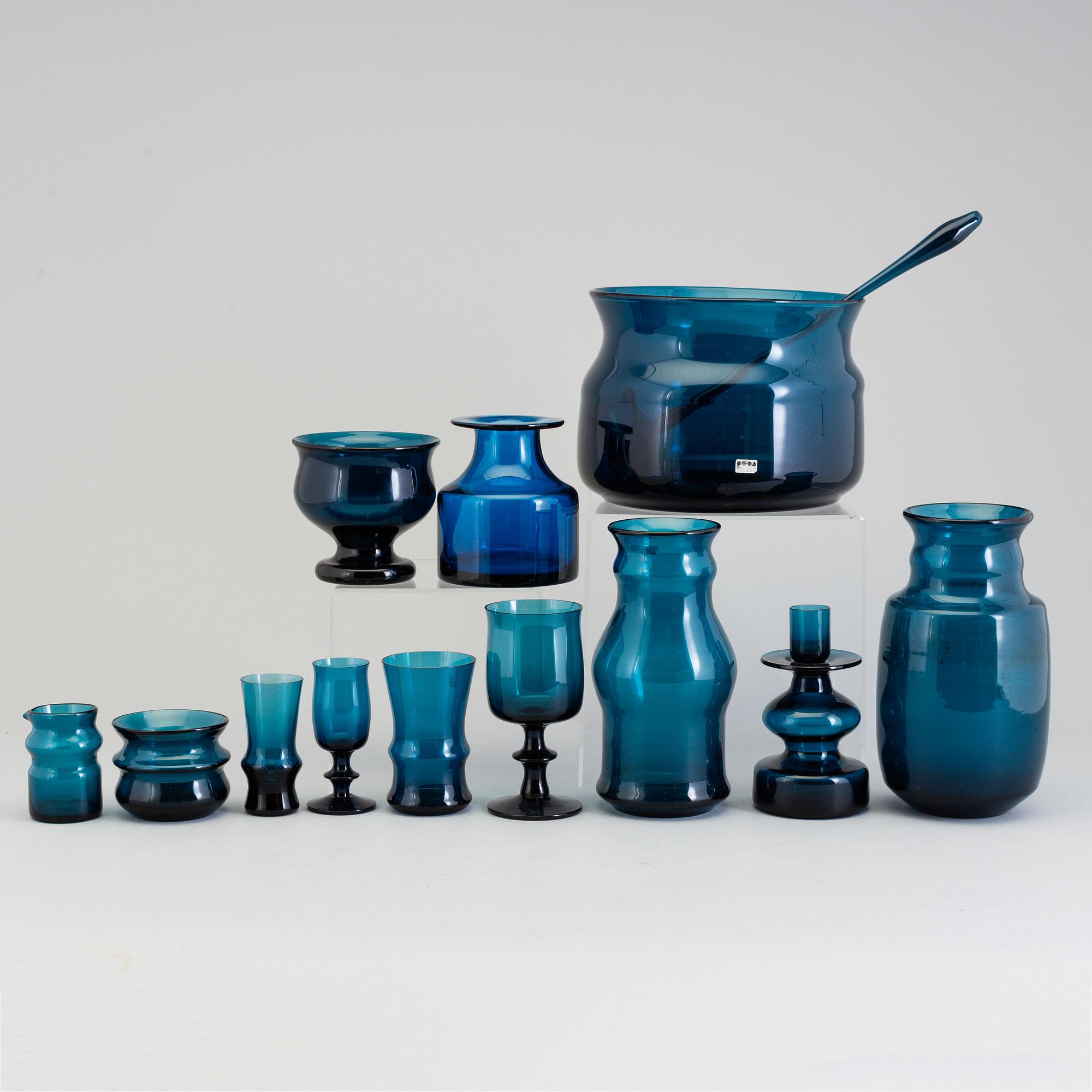 BERTIL VALLIEN, glasservis "Basun",  51 delar, Boda.
