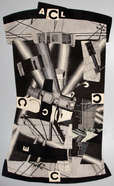 CAROUSCHKA STREIJFFERT, MATTA, "Construktion", handtuftad, konturerad, ca 394 x 242,5 cm.