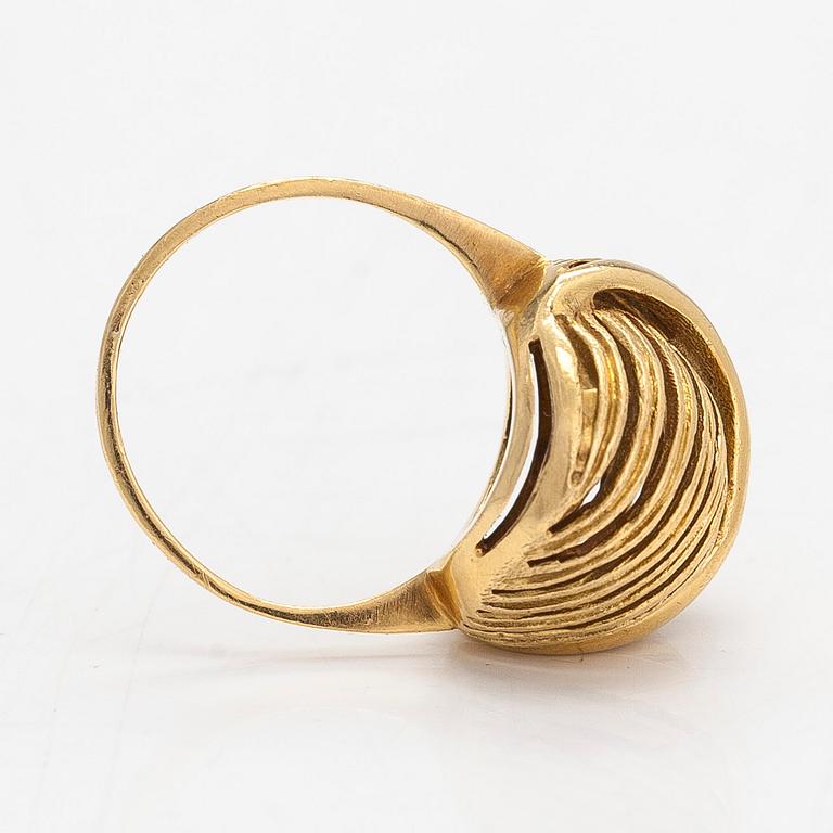 A 14K gold ring, Helsinki 1967.