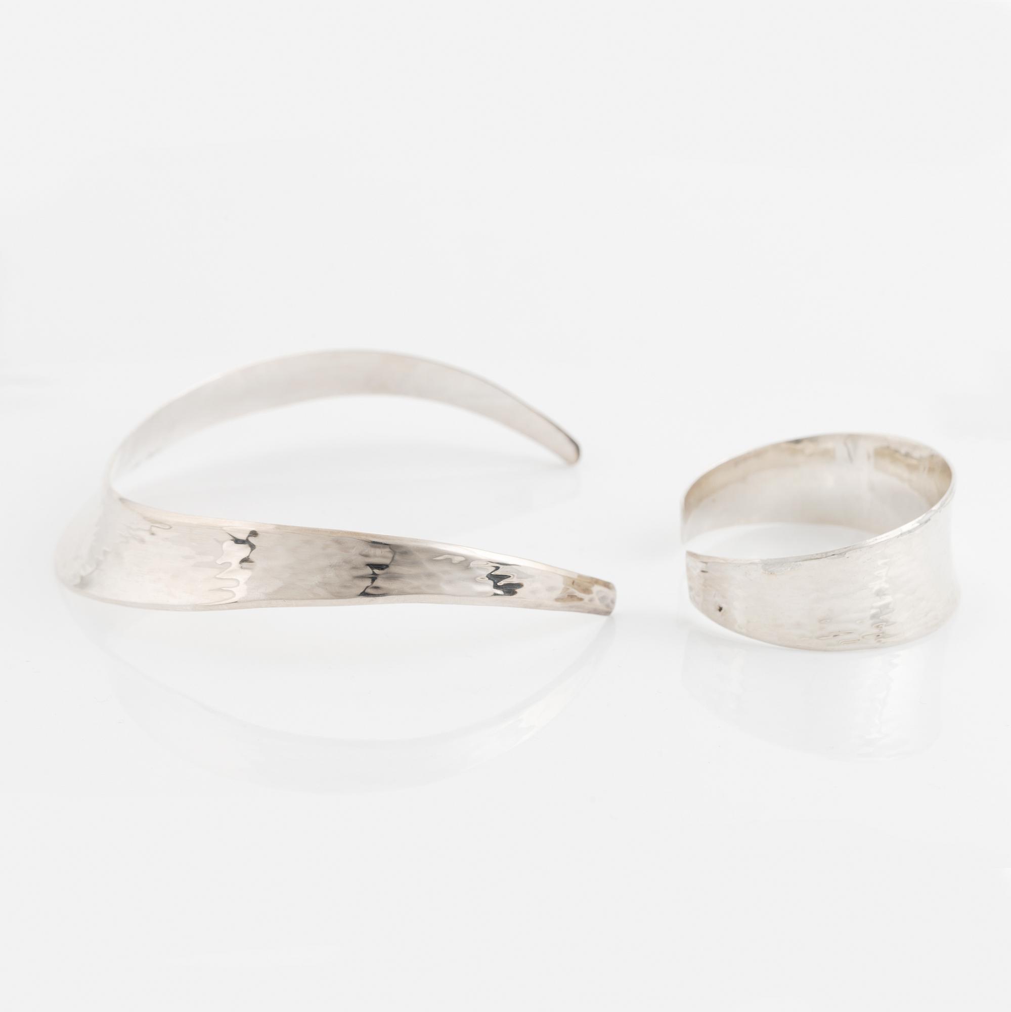 Sterling silver necklace and bangle, Alton.