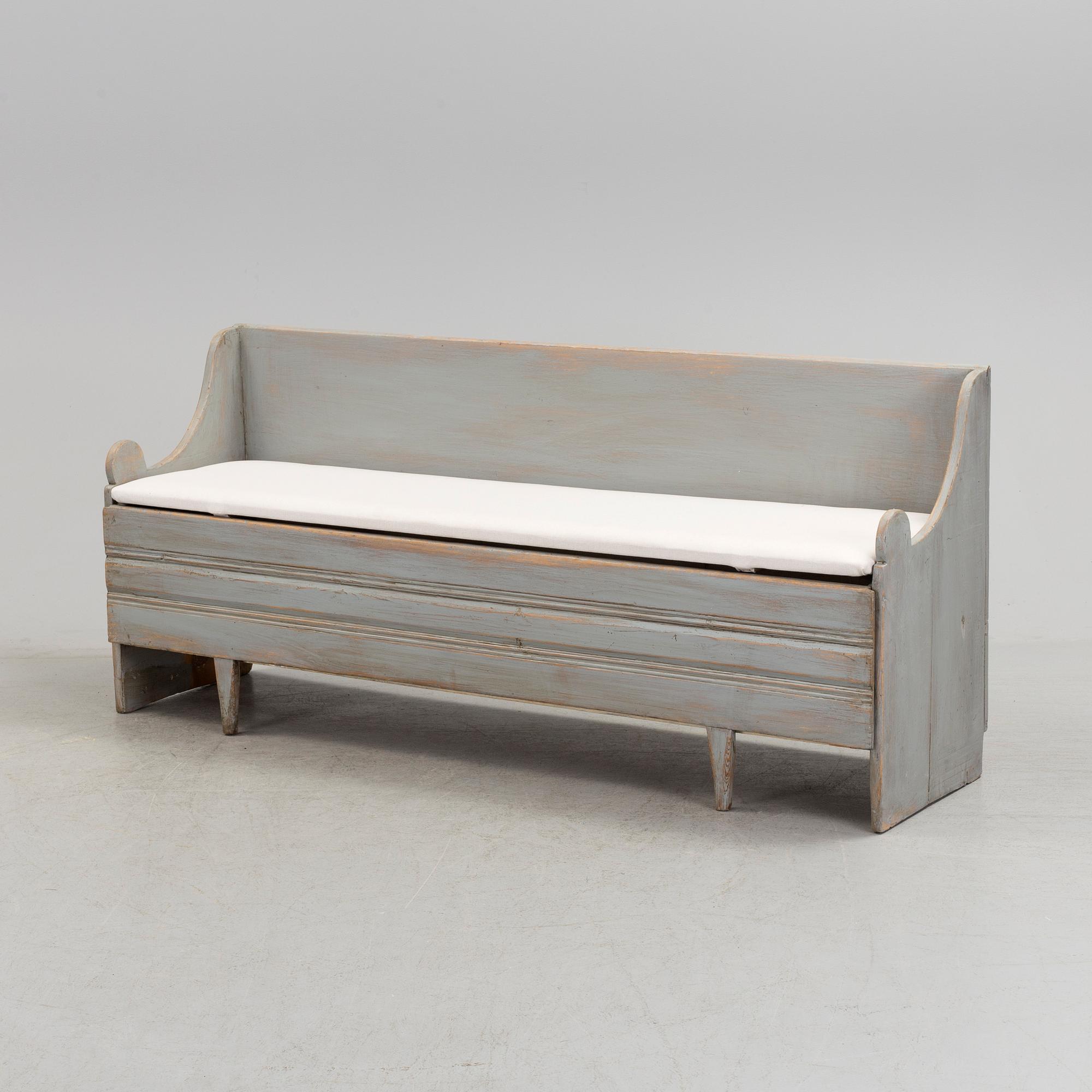 An early 19th century sofa.