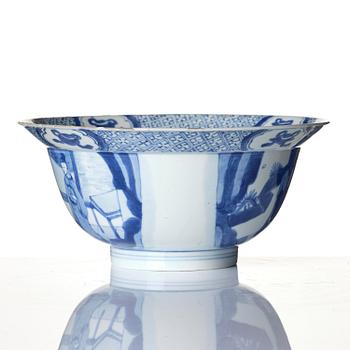 A blue and white 'figural' bowl, Qing dynasty, Kangxi (1662-1722).