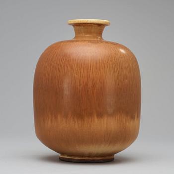 A Berndt Friberg stoneware vase, Gustavsberg Studio 1977.