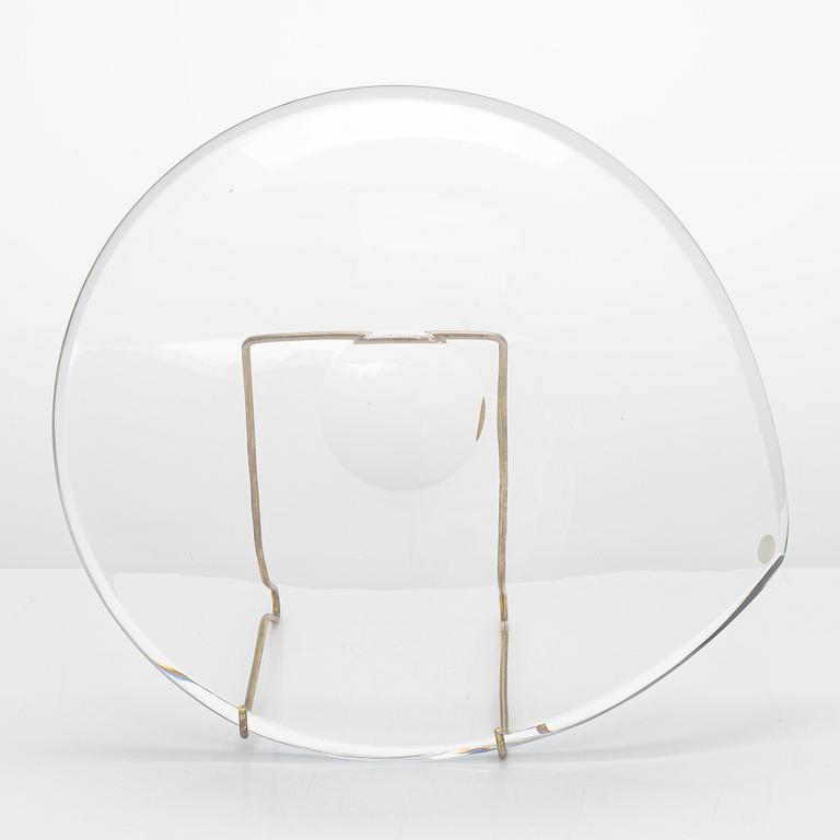 Aimo Okkolin, a late 1950s crystal dish, signed Aimo Okkolin Riihimäen Lasi.