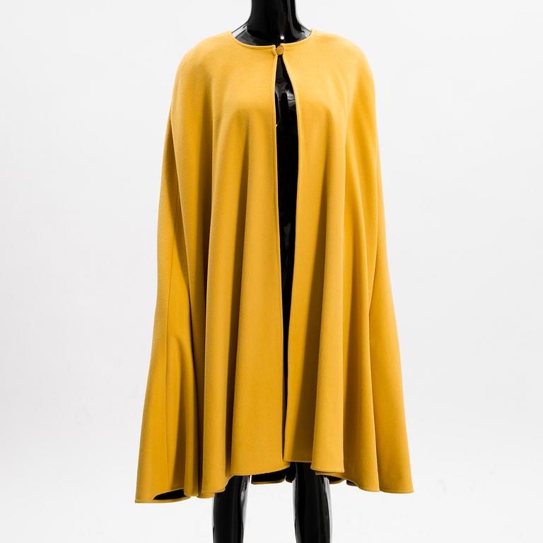 CAPE, Yves Saint Laurent, size 34 (FR).