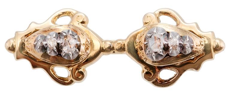 A DIAMOND BROOCH.