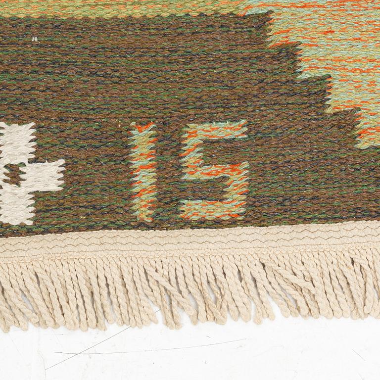 Ingegerd Silow, a flatweave rug, Alestalon Mattokutomo, Kauhava, Finland, signed IS, c. 210 x 137 cm.
